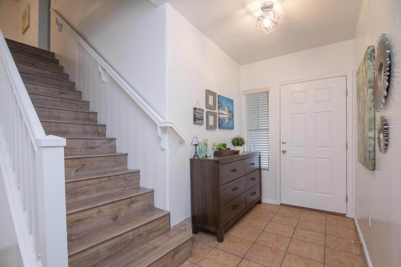 Stylish Home Phoenix - Low Rates Now! Экстерьер фото
