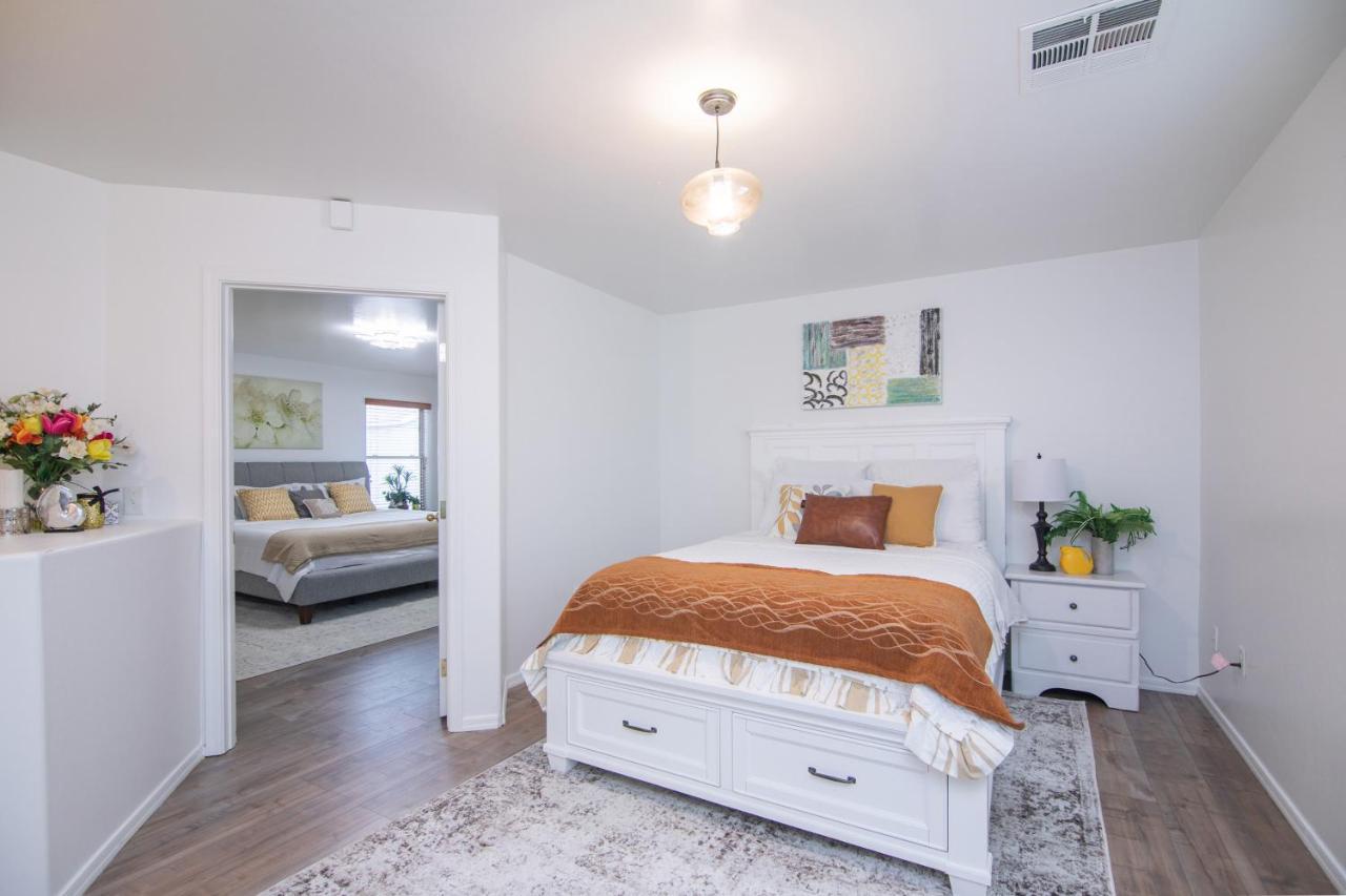 Stylish Home Phoenix - Low Rates Now! Экстерьер фото